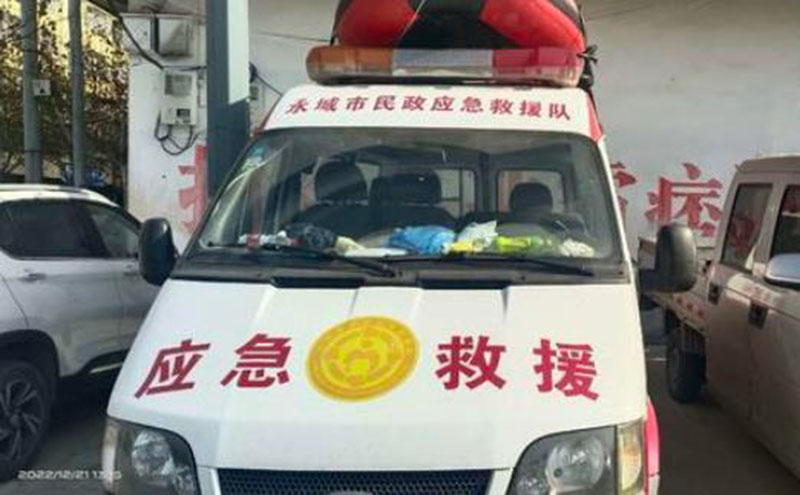 暖心！永城市民政局应急救援队自发捐款为市民免费发放退烧药！