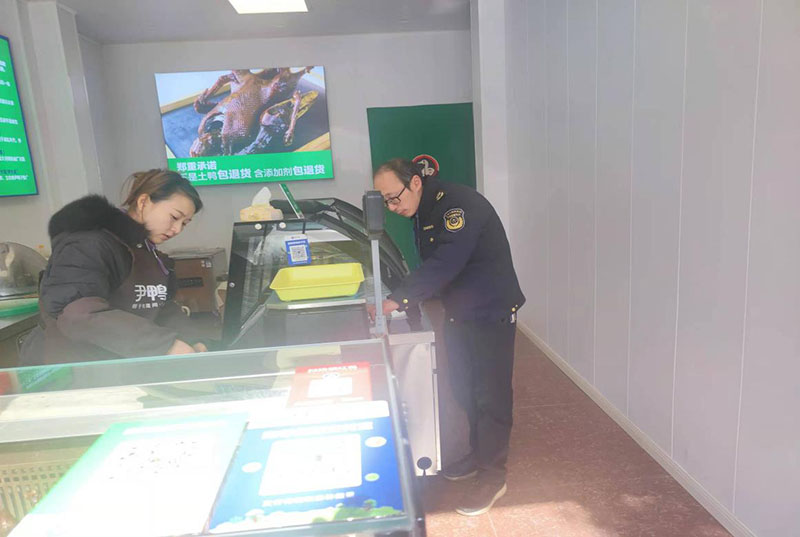 达州市:大树市场监督管理所开展食品安全常态化巡查 达州市:大树市场监督管理所开展食品安全常态化巡查