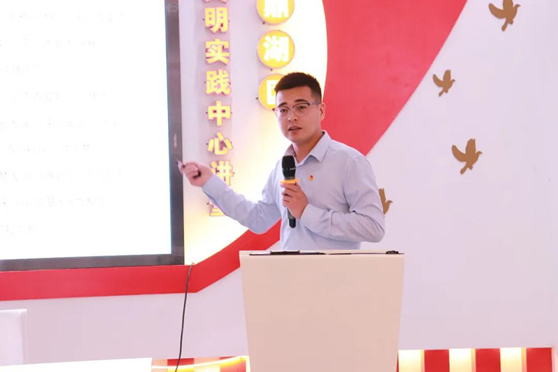足履实地,不骛虚声|经济管理学院“青马工程”培训班第二课开讲! 足履实地,不骛虚声|经济管理学院“青马工程”培训班第二课开讲!