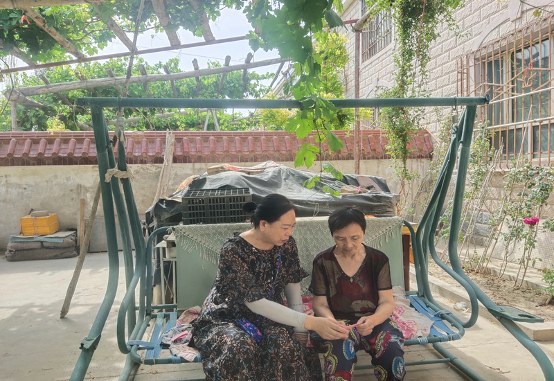 和硕县龙驹社区:高龄补贴入户核查 让老人应享尽享 和硕县龙驹社区:高龄补贴入户核查 让老人应享尽享