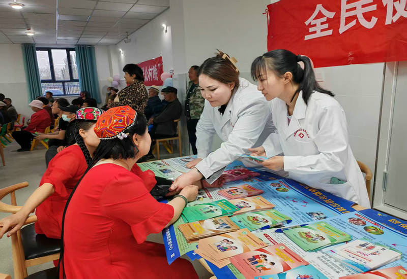 红心向党践承诺 医惠万家促团结 红心向党践承诺 医惠万家促团结